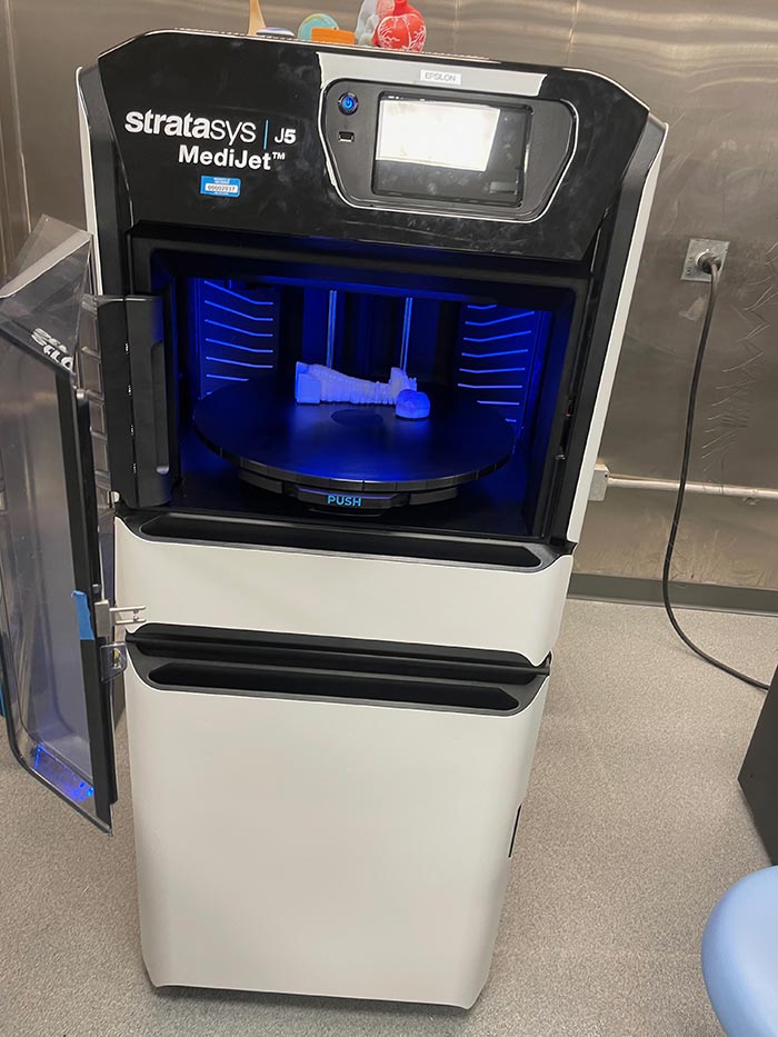 Stratasys-J5-MediJet-3D-Printer